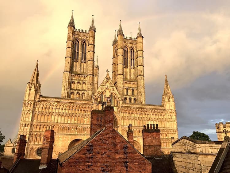 Modernizing Lincolnshire County Council / From Dedicated CKAN Instance to Managed PortalJS Cloud Service